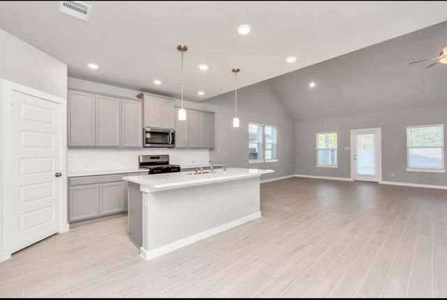 607 Ellwood Terrace Lane, Richmond, TX 77406