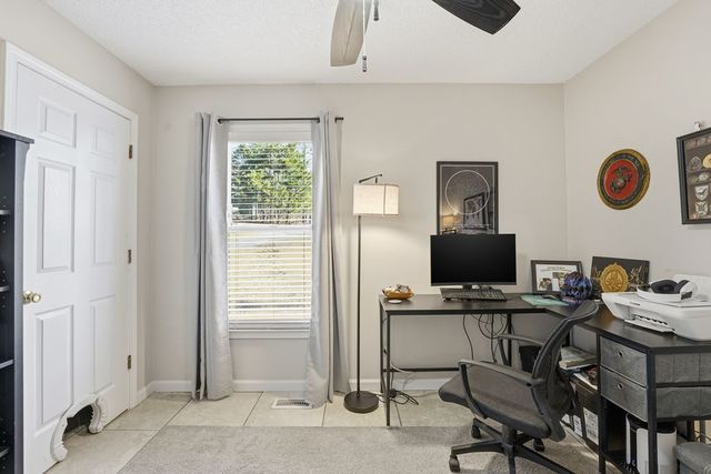 18 SW Ridgeview Court, Cartersville, GA 30120