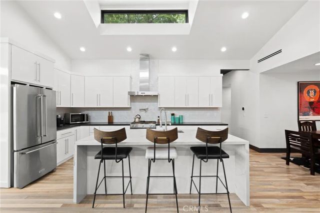 17929 Martha Street, Encino, CA 91316