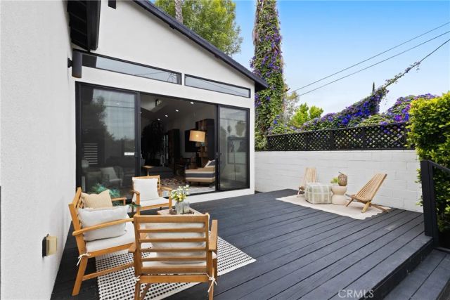 17929 Martha Street, Encino, CA 91316