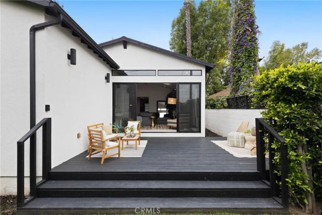 17929 Martha Street, Encino, CA 91316