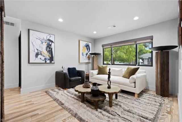 17929 Martha Street, Encino, CA 91316