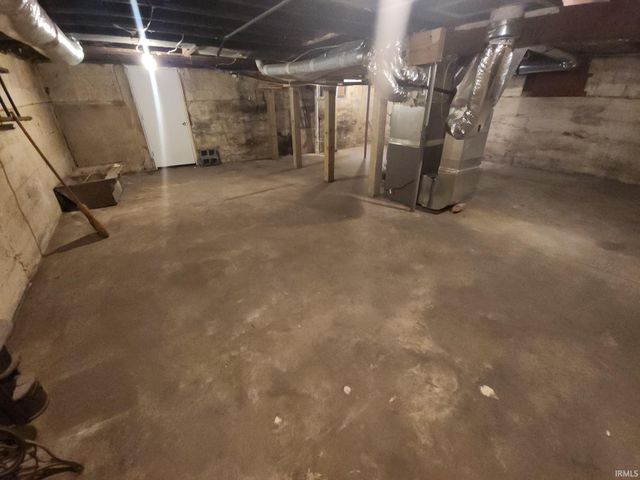 15 N Benton Street, Peru, IN 46970