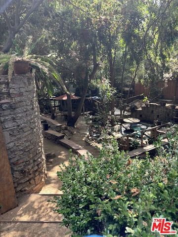 8757 Wonderland Park Avenue, Los Angeles, CA 90046