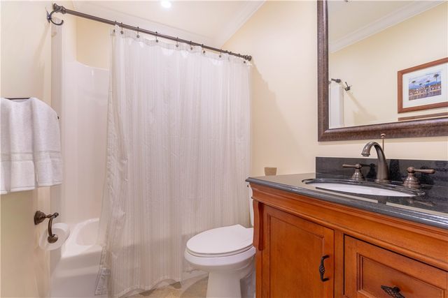 17 Vista Gardens Trail 204, Vero Beach, FL 32962