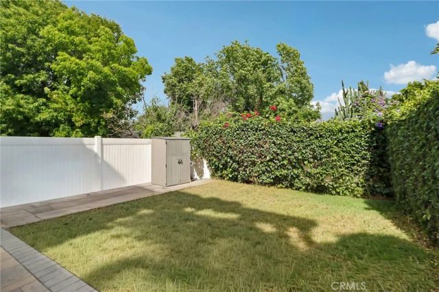 6921 Kian Court, Van Nuys, CA 91406