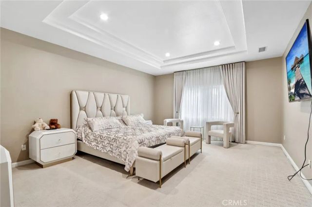 6921 Kian Court, Van Nuys, CA 91406