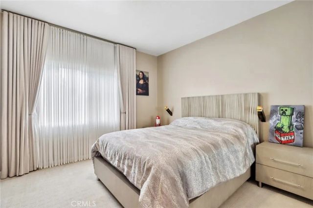 6921 Kian Court, Van Nuys, CA 91406