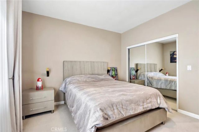 6921 Kian Court, Van Nuys, CA 91406