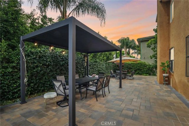 6921 Kian Court, Van Nuys, CA 91406