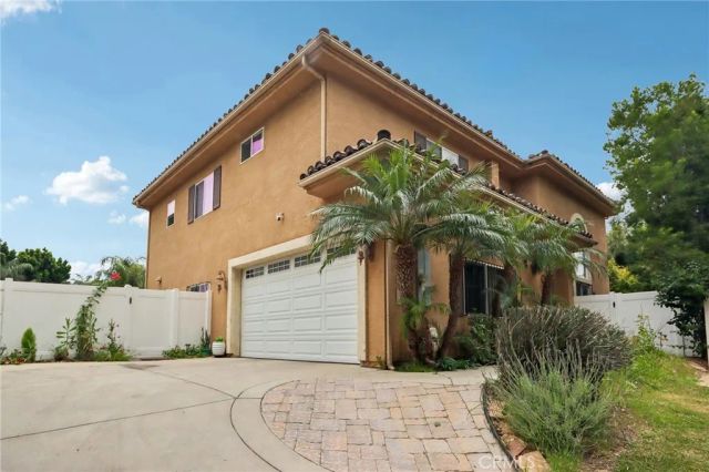 6921 Kian Court, Van Nuys, CA 91406