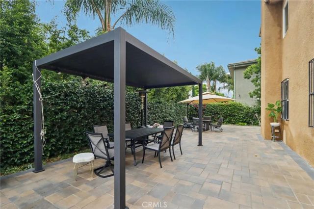 6921 Kian Court, Van Nuys, CA 91406
