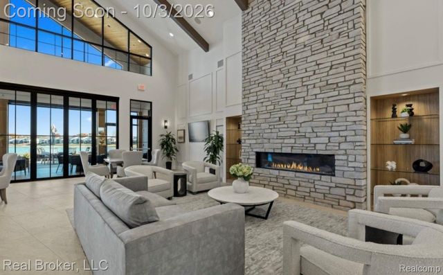 1636 Landings Lane, Milford Charter Township, MI 48381