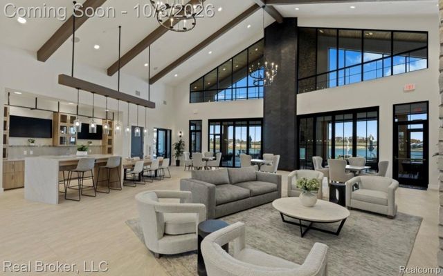 1636 Landings Lane, Milford Charter Township, MI 48381