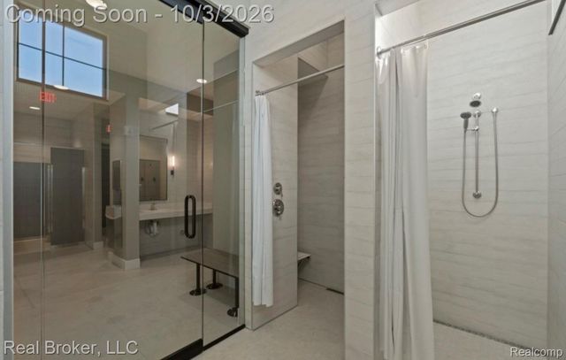 1636 Landings Lane, Milford Charter Township, MI 48381