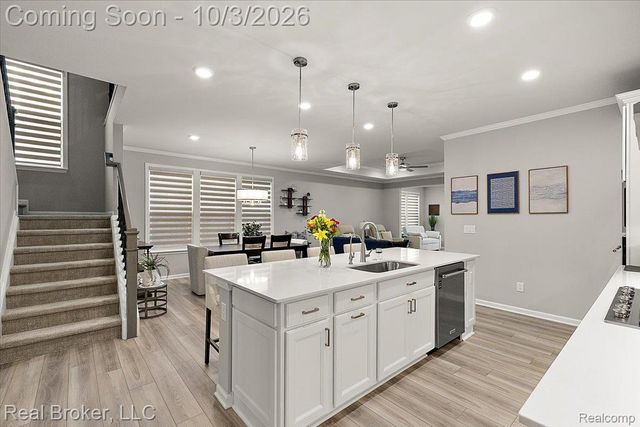 1636 Landings Lane, Milford Charter Township, MI 48381