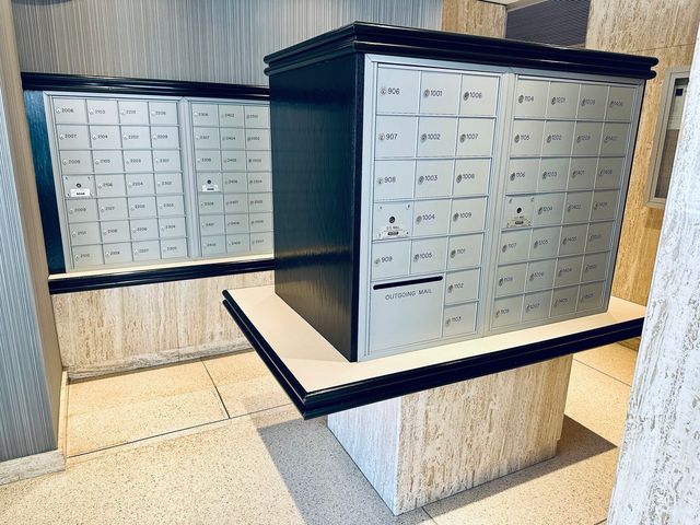 88 W Schiller Street 2503, Chicago, IL 60610