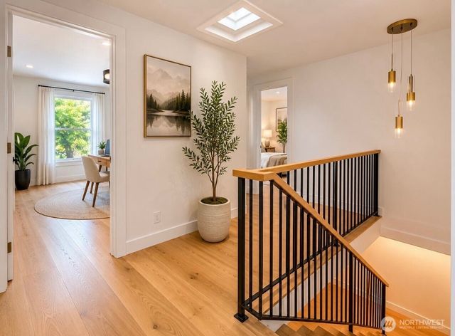 3803 29th Avenue W, Seattle, WA 98199