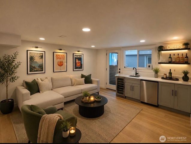 3803 29th Avenue W, Seattle, WA 98199