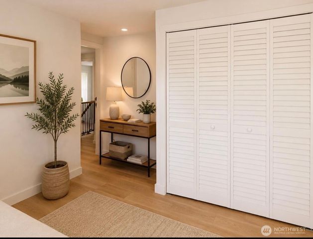 3803 29th Avenue W, Seattle, WA 98199