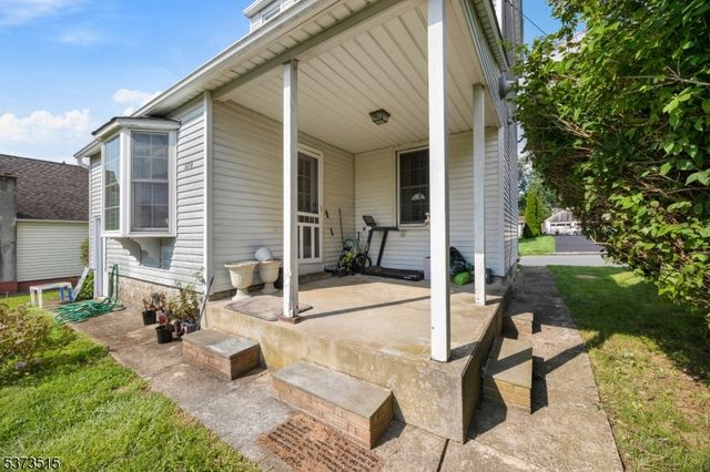 828 Columbus Ave, Phillipsburg Town, NJ 08865