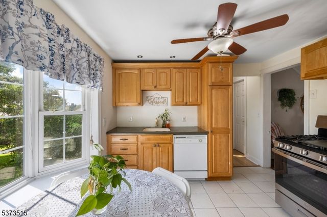 828 Columbus Ave, Phillipsburg Town, NJ 08865
