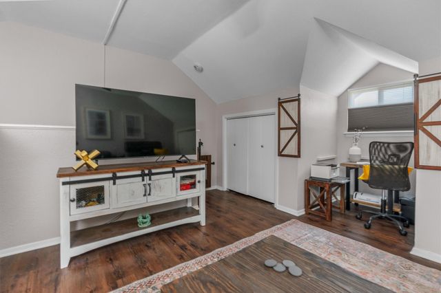 5608 Cougar DR 226, Austin, TX 78745