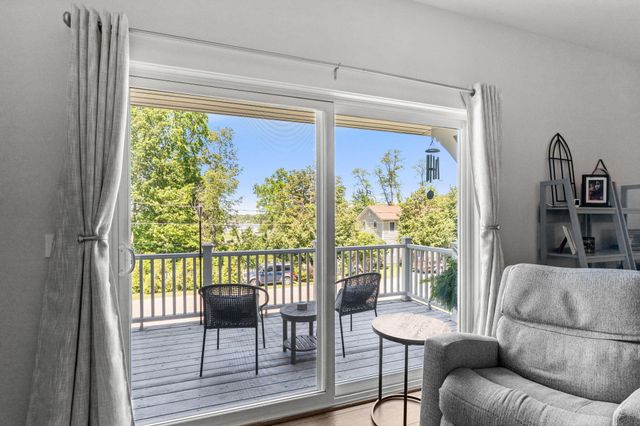 160 Keewatin Way D, Douglas Vllg, MI 49406