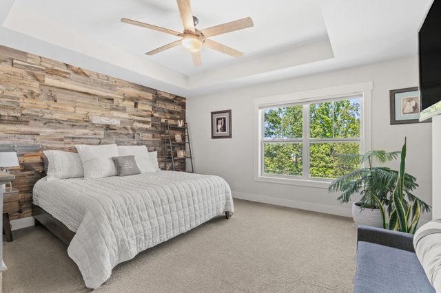 160 Keewatin Way D, Douglas Vllg, MI 49406