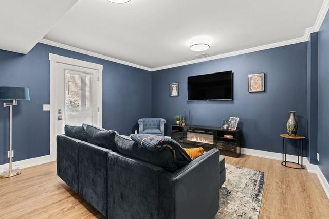 160 Keewatin Way D, Douglas Vllg, MI 49406