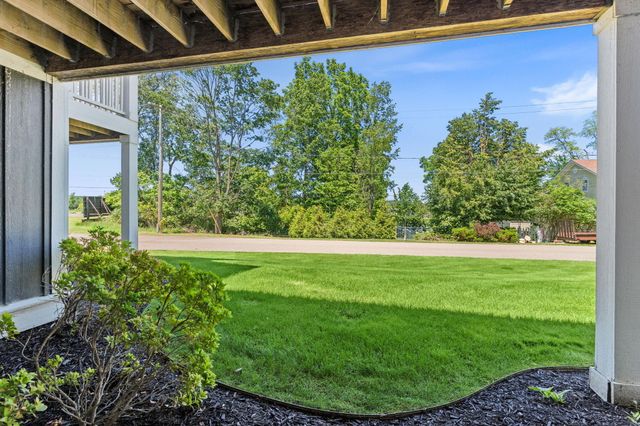160 Keewatin Way D, Douglas Vllg, MI 49406