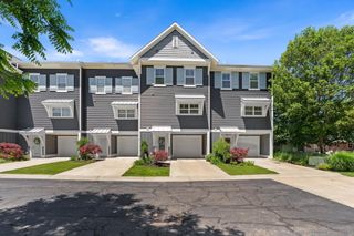 160 Keewatin Way D, Douglas Vllg, MI 49406
