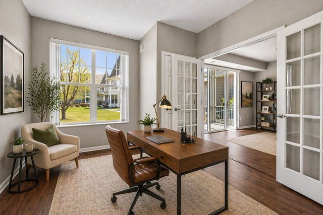 100 Clydesdale Trail 101, Medina, MN 55340