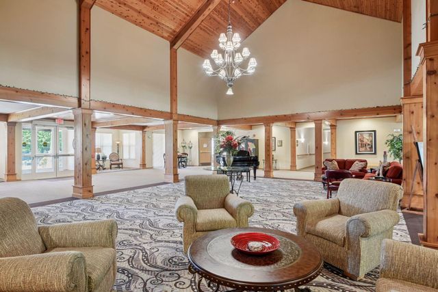 100 Clydesdale Trail 101, Medina, MN 55340