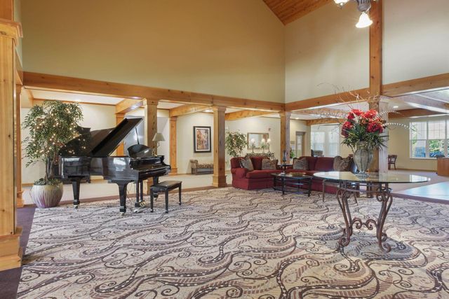 100 Clydesdale Trail 101, Medina, MN 55340