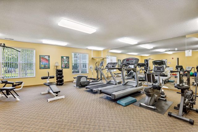 100 Clydesdale Trail 101, Medina, MN 55340