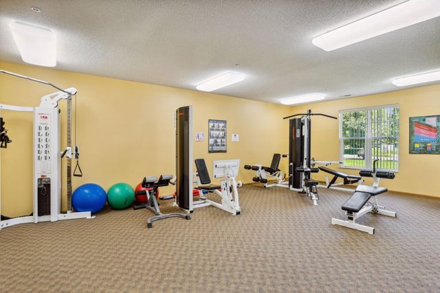 100 Clydesdale Trail 101, Medina, MN 55340