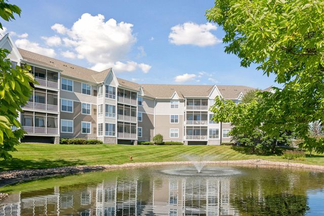 100 Clydesdale Trail 101, Medina, MN 55340