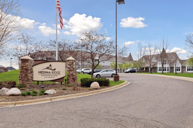 100 Clydesdale Trail 101, Medina, MN 55340