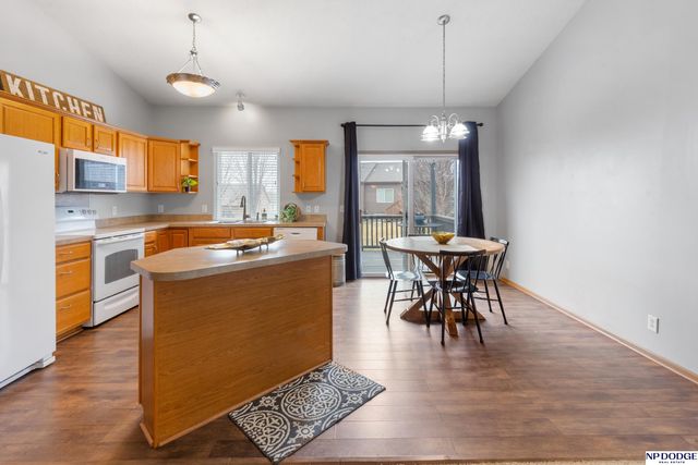 6728 S 191st Street, Omaha, NE 68135