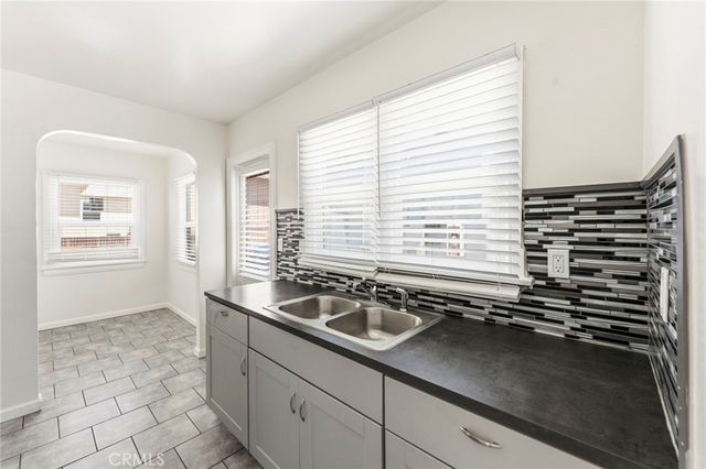 1047 W 7th, San Pedro, CA 90731