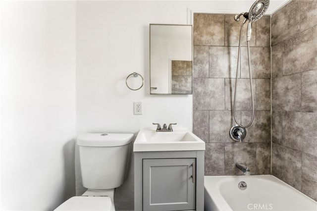 1047 W 7th, San Pedro, CA 90731