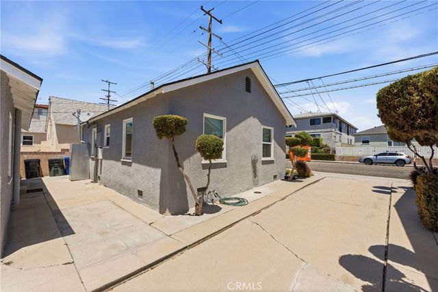 1047 W 7th, San Pedro, CA 90731