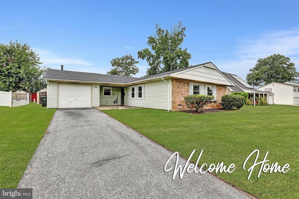 44 NEW POND LN, Willingboro, NJ 08046