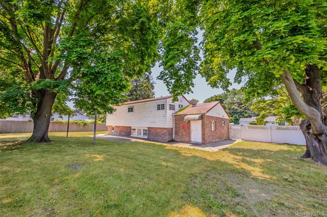 1563 Baldwin Boulevard, Bay Shore, NY 11706