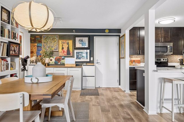 52 Groveland Terrace A304, Minneapolis, MN 55403