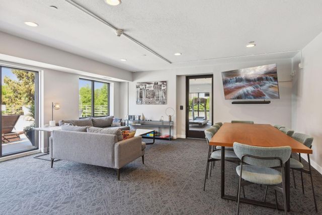 52 Groveland Terrace A304, Minneapolis, MN 55403