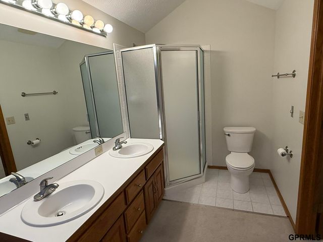 4207 S 148Th Street, Omaha, NE 68137