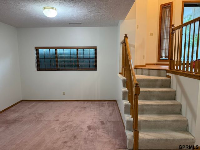 4207 S 148Th Street, Omaha, NE 68137