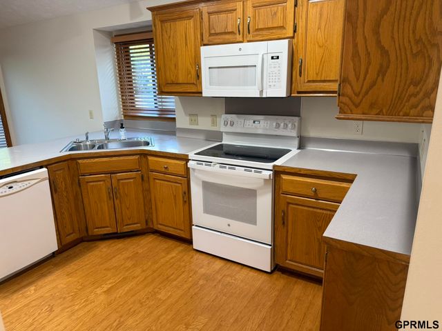 4207 S 148Th Street, Omaha, NE 68137